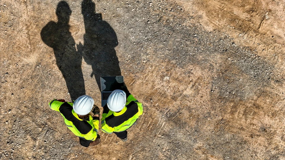 L'architecte paysager apprend la conception d'un plan de jardin d'enfants